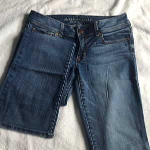 America Eagle jeans